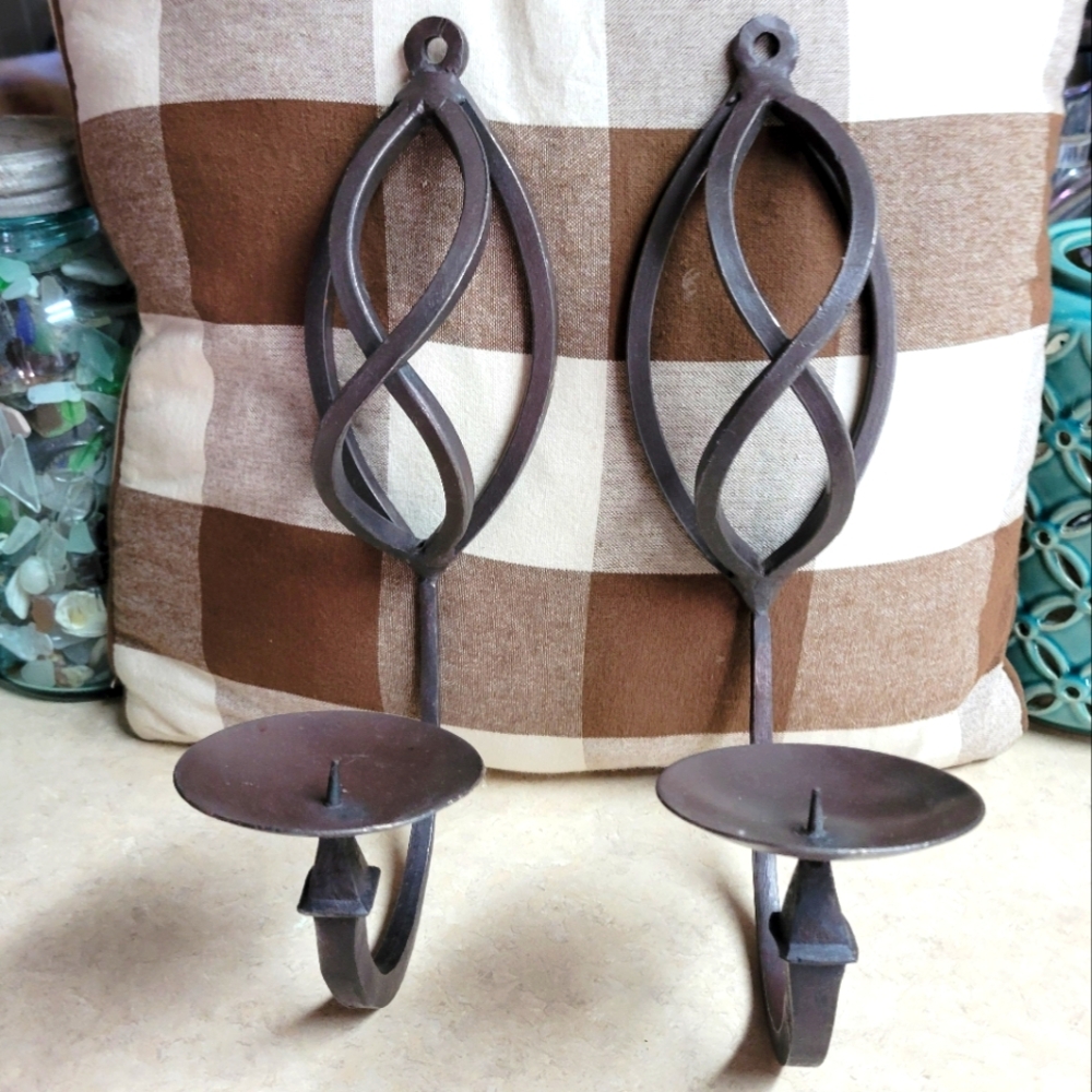 Vintage Pier 1 Gothic wrought Iron   heavy candle sconces-brown